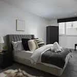 Hayy Luxury Homes Near Centre 4* برادفورد