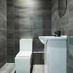 Hayy Luxury Homes Near Centre شقة فندقية 4*