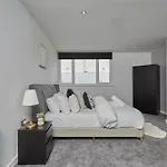 Апарт-отель Hayy Luxury Homes Near Centre 4*