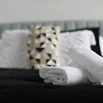 Апарт-отель Hayy Luxury Homes Near Centre Брадфорд