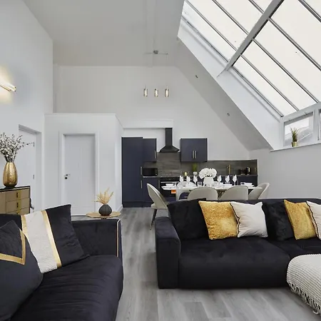 Hayy Luxury Homes Near Centre 4*