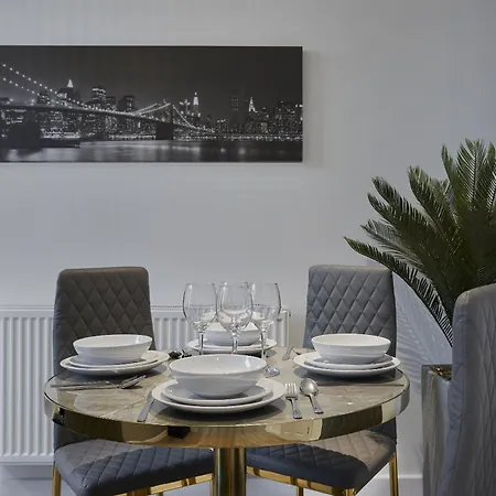 Hayy Luxury Homes Near Bradford Centre Bradford (West Yorkshire)