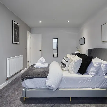 Hayy Luxury Homes Near Centre Apartmanhotel Bradford