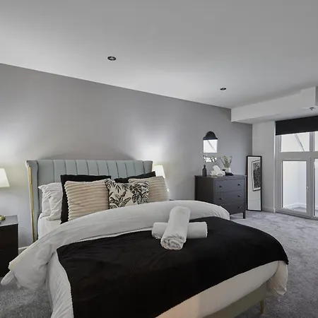Hayy Luxury Homes Near Centre 4* Μπράντφορντ