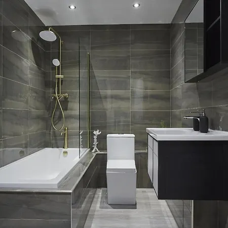 Ξενοδοχείο με διαμερίσματα Hayy Luxury Homes Near Centre 4*