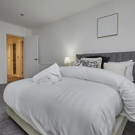 Hayy Luxury Homes Near Centre Apartmanhotel Bradford