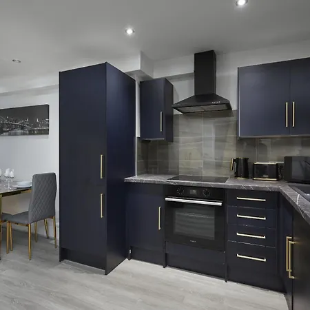 Ξενοδοχείο με διαμερίσματα Hayy Luxury Homes Near Centre Μπράντφορντ