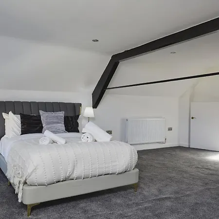 Aparthotel Hayy Luxury Homes Near Bradford Centre *