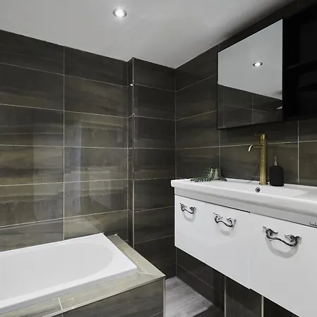 Hayy Luxury Homes Near Bradford Centre Bradford (West Yorkshire)