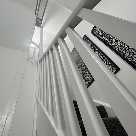 Hayy Luxury Homes Near Centre Apart Otel 4*