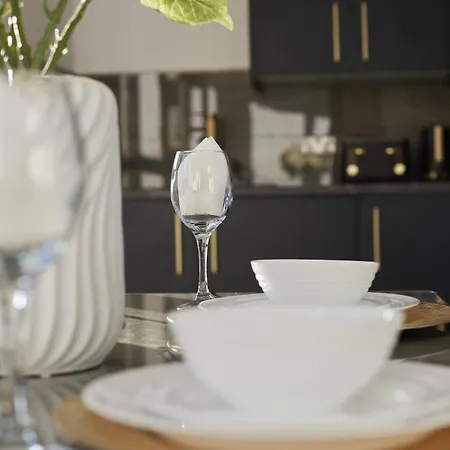 Hayy Luxury Homes Near Centre 4*