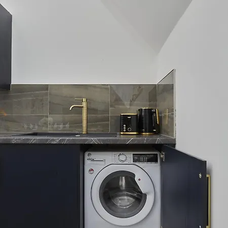 Hayy Luxury Homes Near Centre 4*