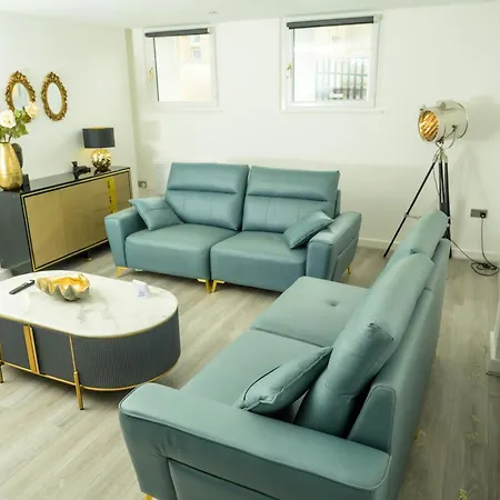 Ξενοδοχείο με διαμερίσματα Hayy Luxury Homes Near Centre Μπράντφορντ