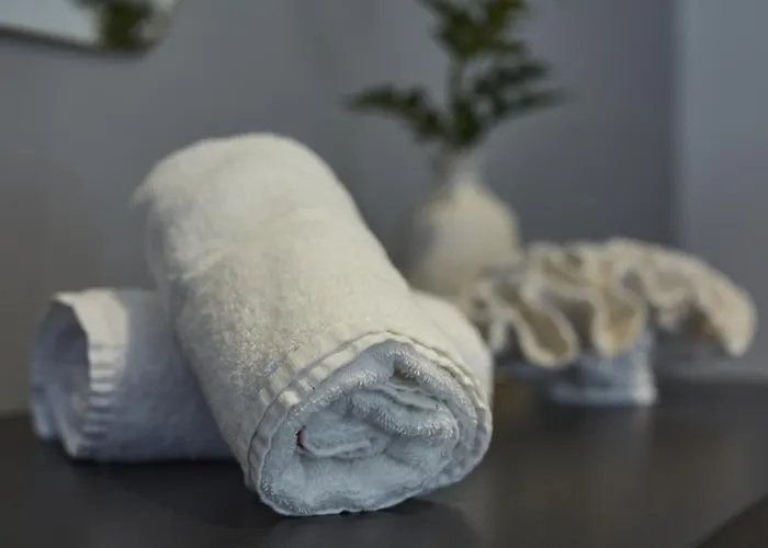 Hayy Luxury Homes Near Centre Bradford (West Yorkshire)