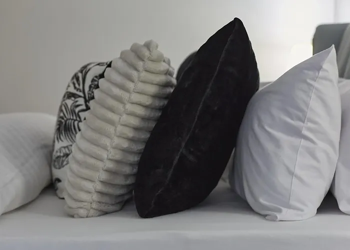 Hayy Luxury Homes Near Centre 4*