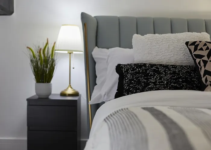 Aparthotel Hayy Luxury Homes Near Centre 4*