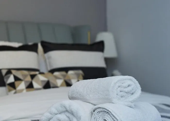 Hayy Luxury Homes Near Centre Aparthotel