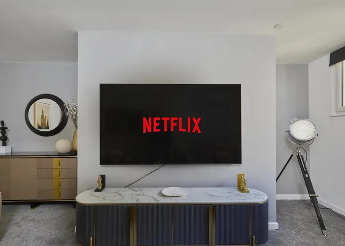 Hayy Luxury Homes Near Centre Aparthotel Bradford (West Yorkshire)