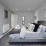 Hayy Luxury Homes Near Centre Apartmanhotel Bradford